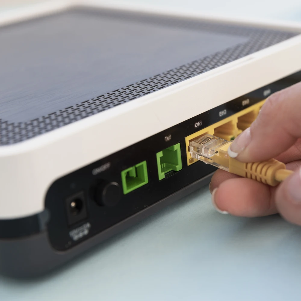 Instalación de Redes Wi-Fi Corporativas Profesionales en Oficina